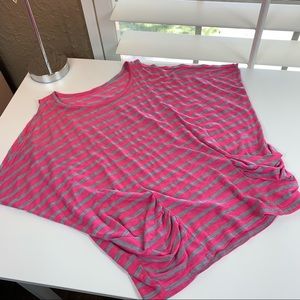 Girl’s grey & pink bat wing top with pockets